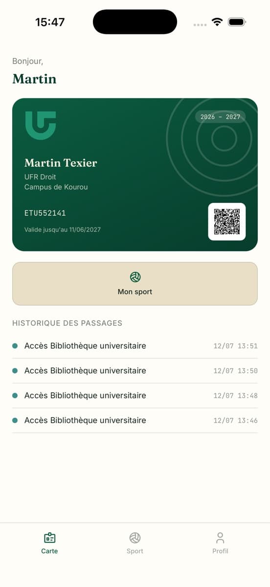 Application étudiante WAPI sur iPhone : carte étudiante numérique avec QR code et historique des accès à la bibliothèque (compte de test, données fictives)